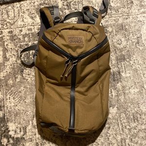 Mystery Ranch Urban Assault backpack in Olive NWOT